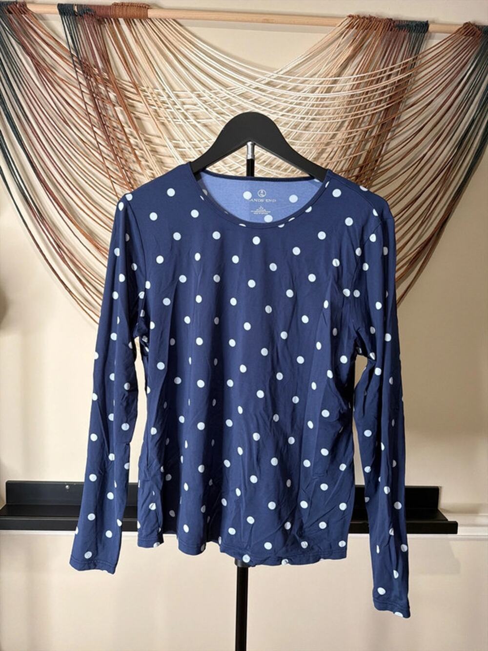 3 for $9 Lands and pajama top blue white polkadot L 3009